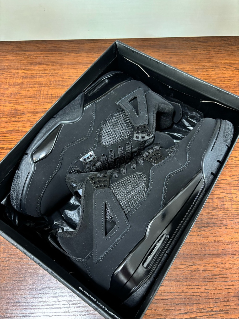 Air Jordan 4 Retro -Black Cat Men’s Sneakers - Picture 6 of 6